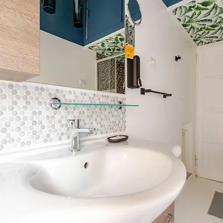 Casa Cornelia 10 Min To Metro, Near Vatican Rom